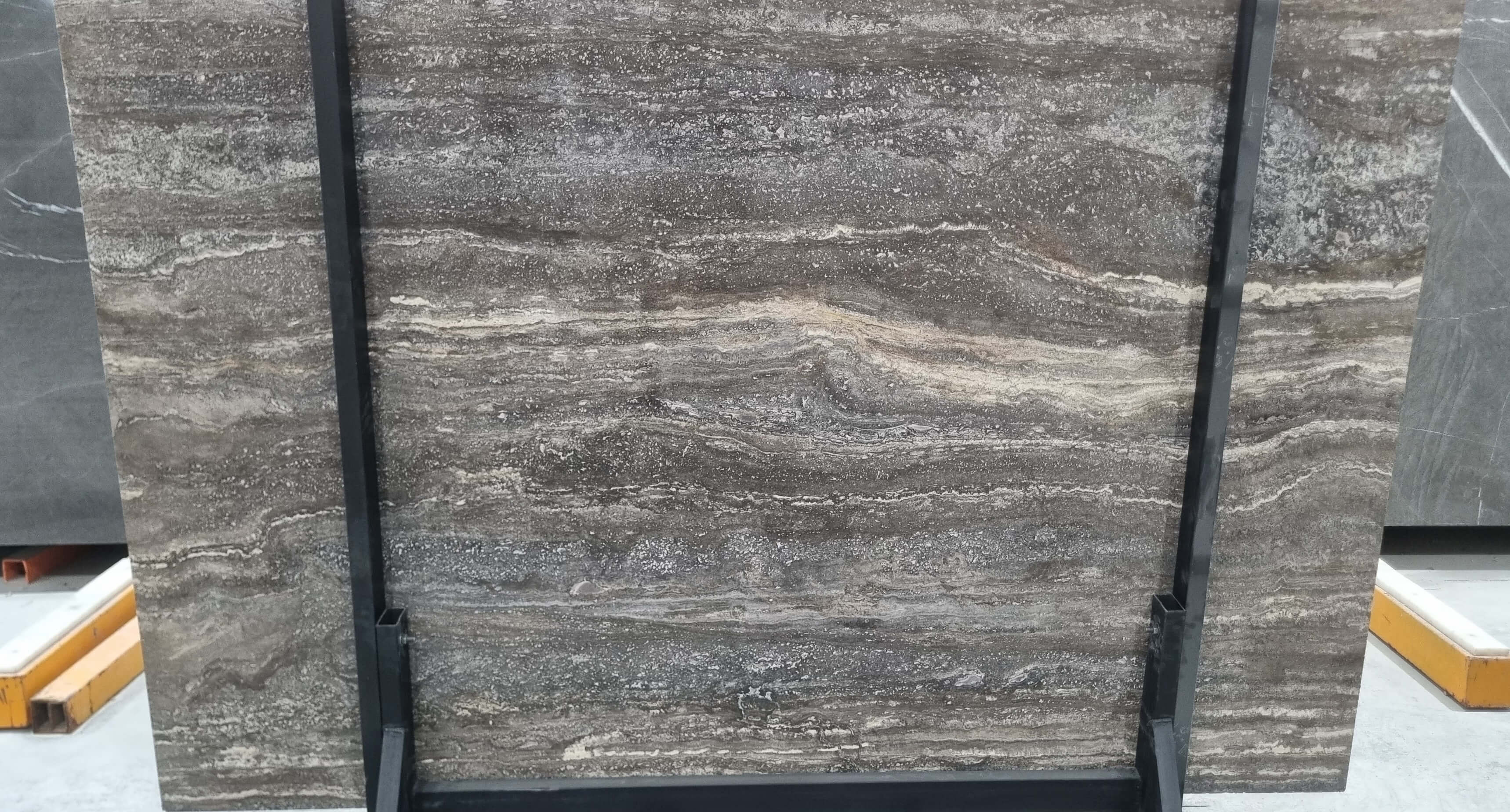 Brown Travertine - View 3