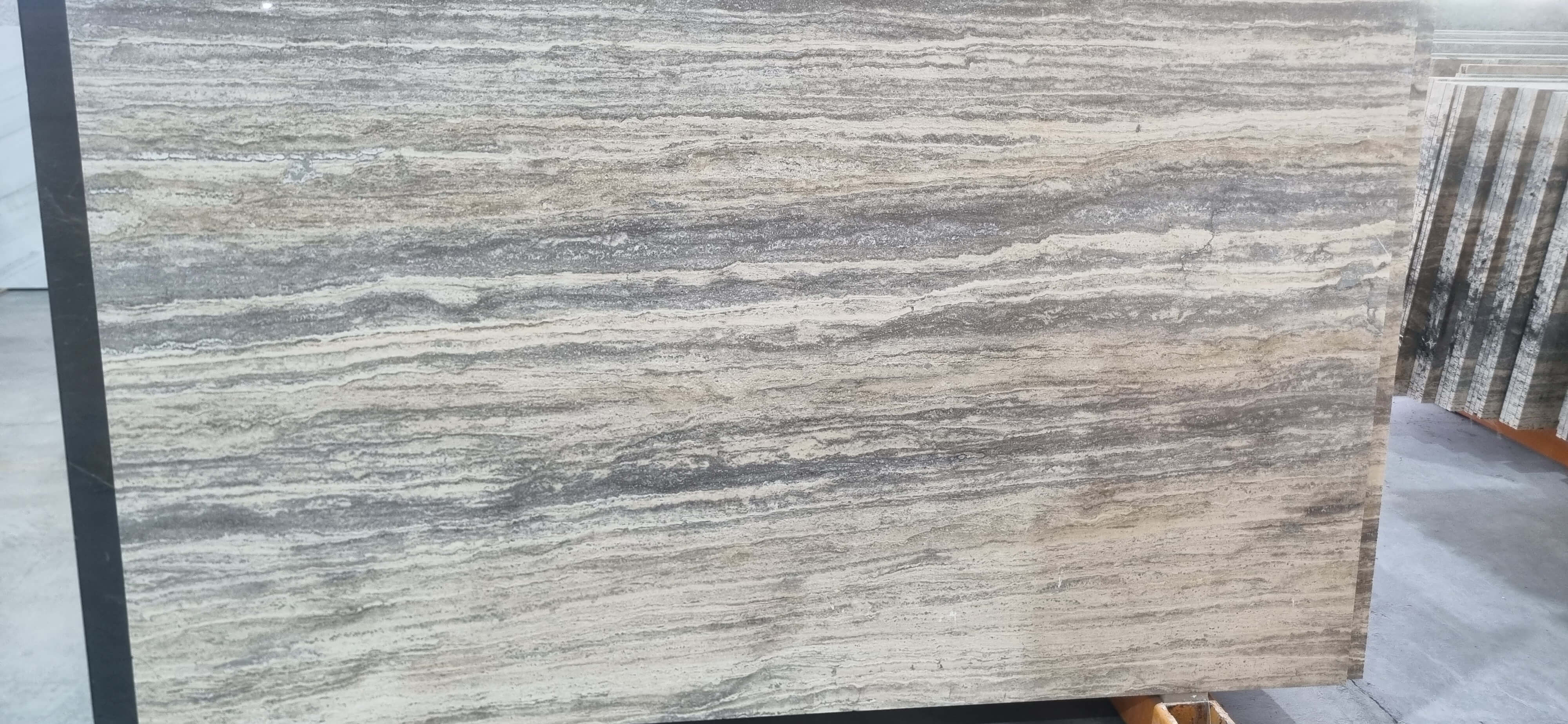 Silver Travertine - View 3