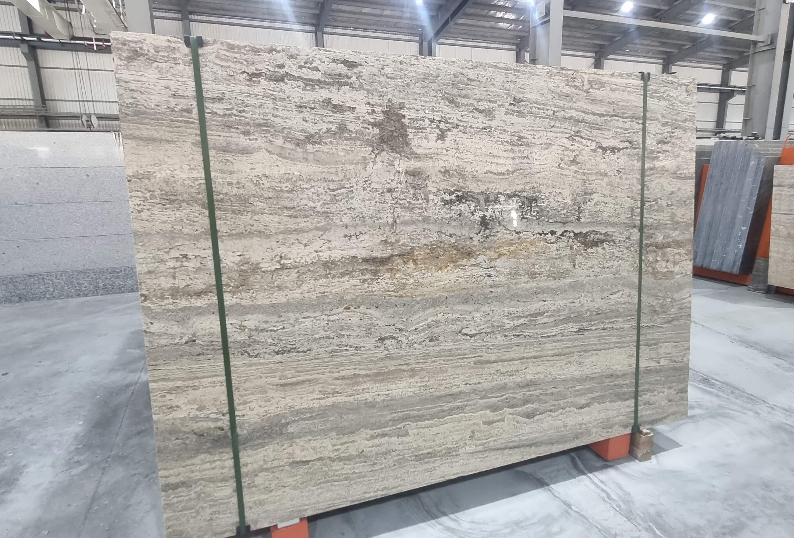 Silver Travertine - View 4